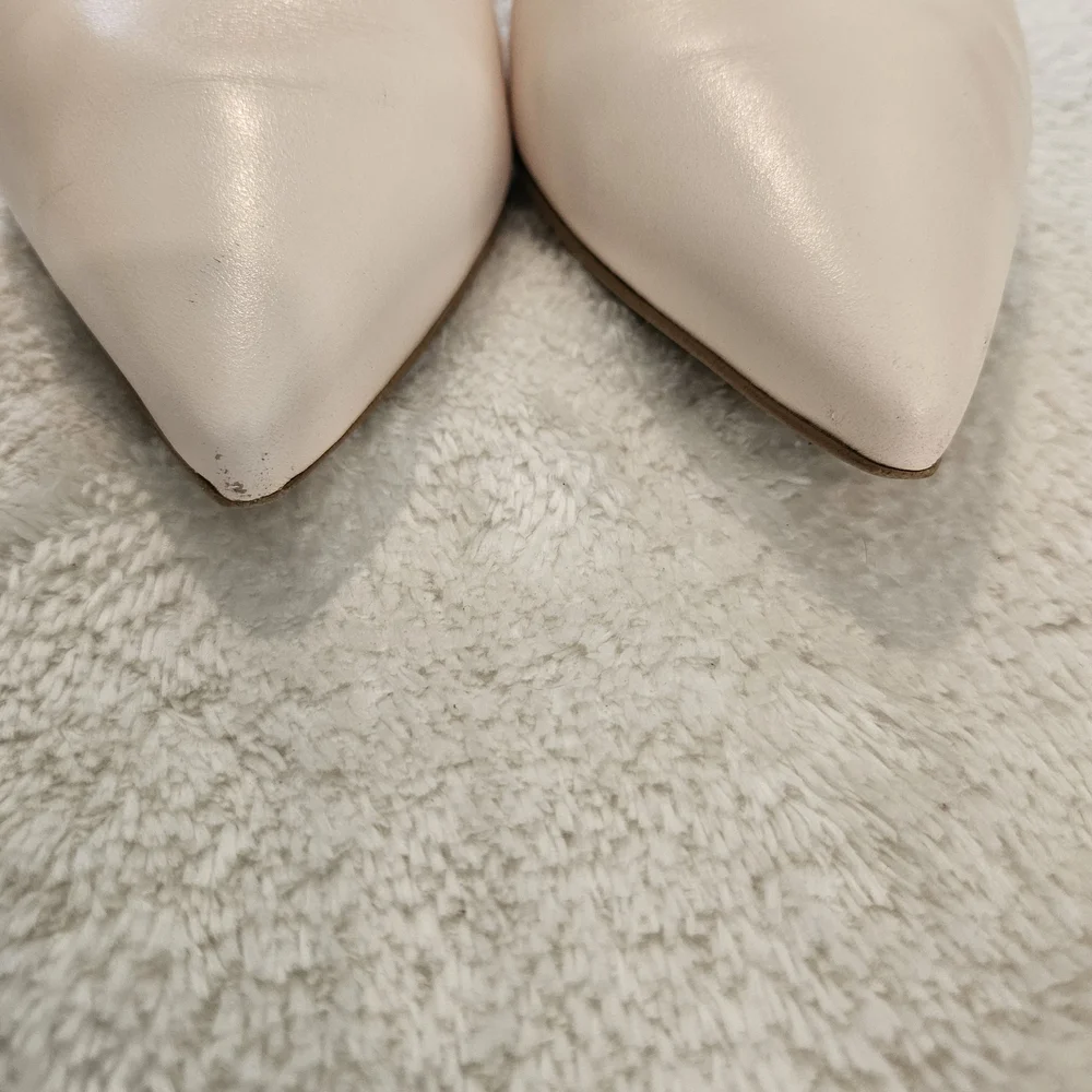 Genuine Leather Cream Heels Pumps Size 9 Business Casual Formal Feminine Work - Picture 8 of 11